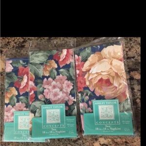 New Ashley Taylor Concepts Floral Cloth Napkins Set of Six